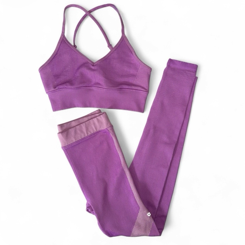 Alo Yoga Seamless Ribbed Matching Set S Violet Strappy Sports Bra Leggings Yoga